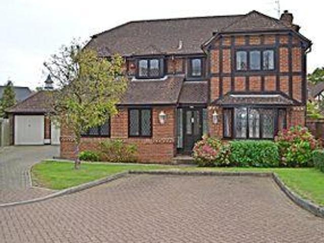 House for rent in Perryfields, West Sussex