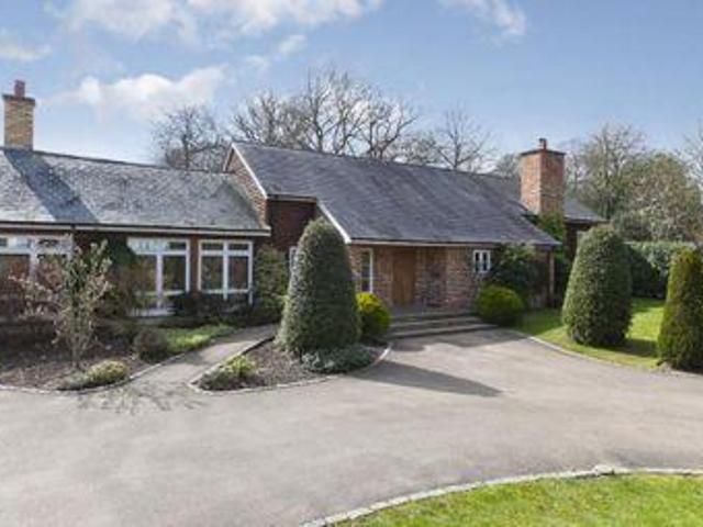 House for rent in Ashley Park, Surrey