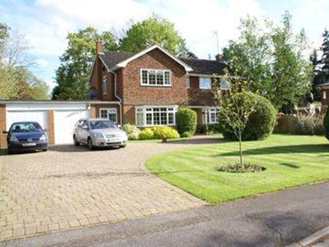 House for rent in Blackhills, Surrey