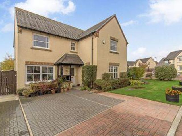 House for sale in Sewell, Scotland