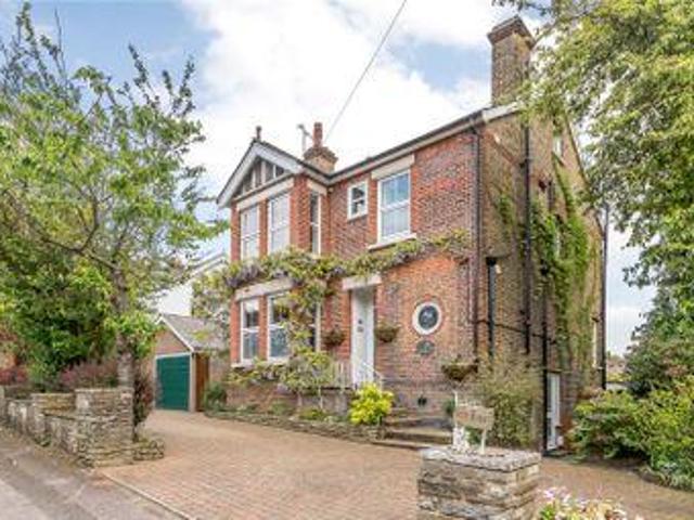 House for sale in Batchworth, Hertfordshire