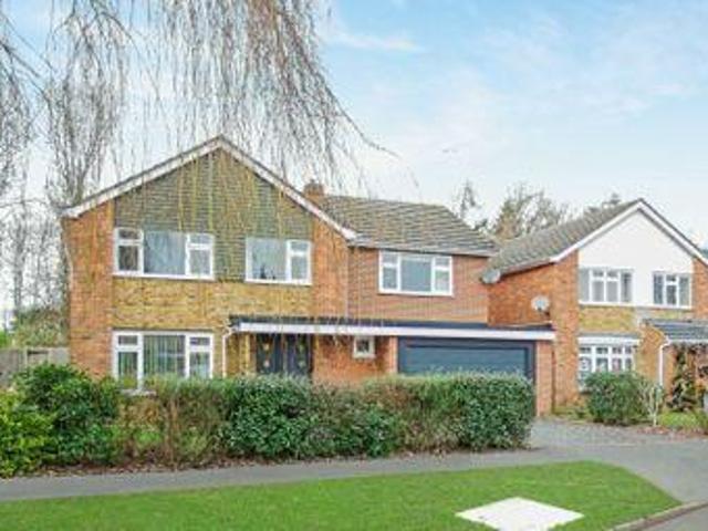 House for sale in Row Town, Surrey