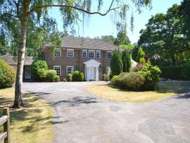 House for sale in Ashley Park, Surrey