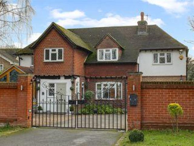 House for sale in Row Town, Surrey