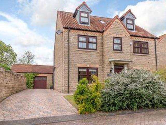 House for sale in Pontefract, West Yorkshire