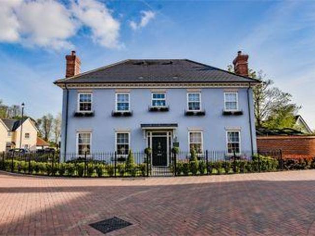 House for sale in Duton Hill