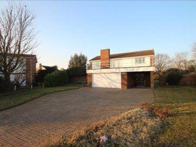 House for sale in Dale Hill, Essex