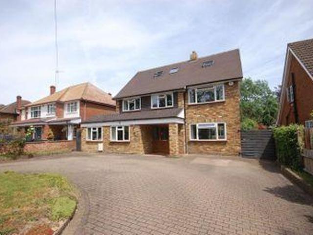 House for sale in Batchworth, Hertfordshire