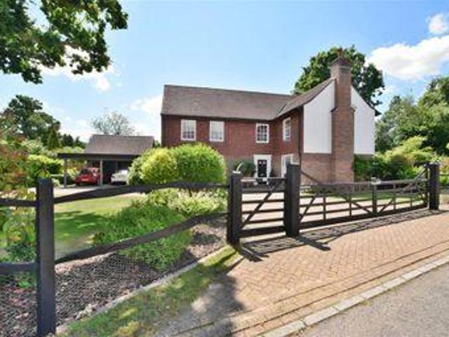 House for sale in Horsham, West Sussex
