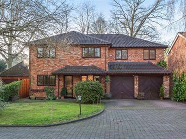 House for sale in Crowthorne