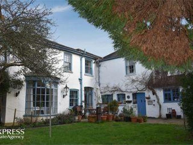House for sale in Row Town, Surrey