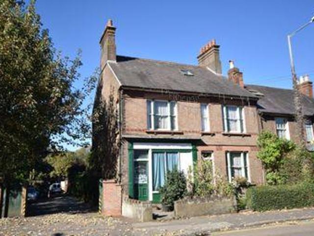 House for sale in Chesham and Villages Community Board, Chesham