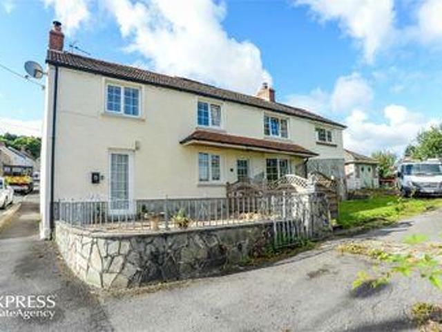 House for sale in Ammanford, Wales