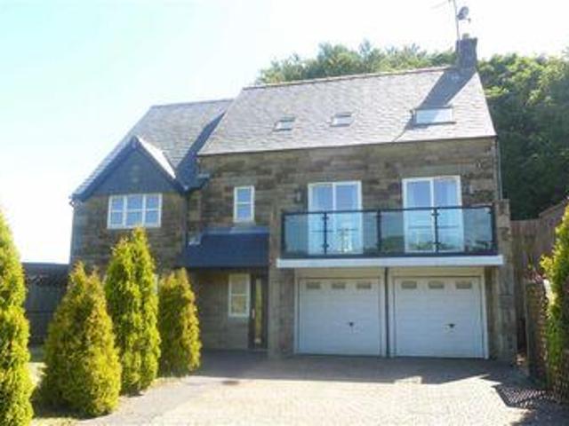 House for sale in Charlesworth, East Midlands