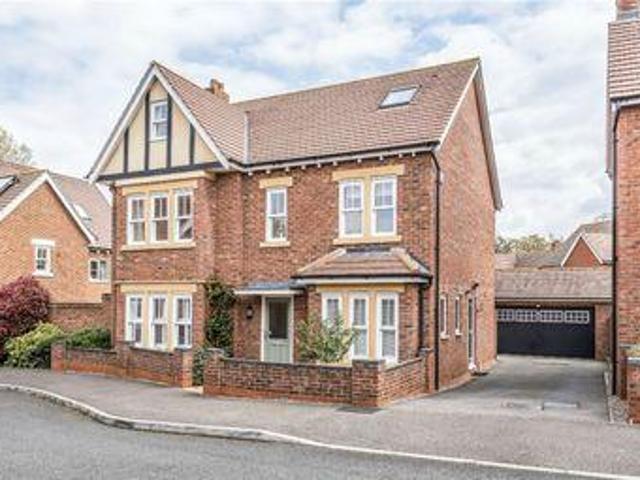 House for sale in Bedford