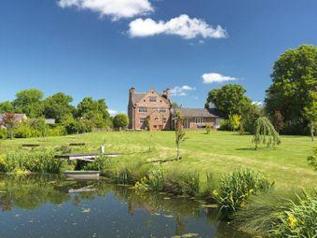 House for sale in Tarporley, Cheshire