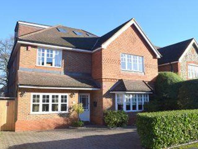 House for sale in Walton-on-Thames, Surrey