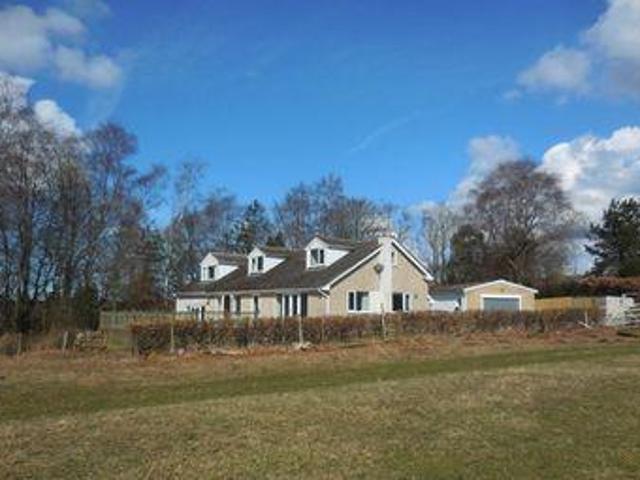 House for sale in Froggatt, East Midlands