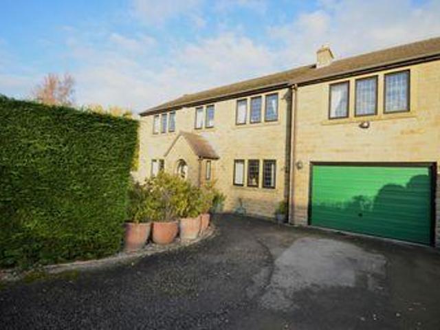 House for sale in Dewsbury, West Yorkshire