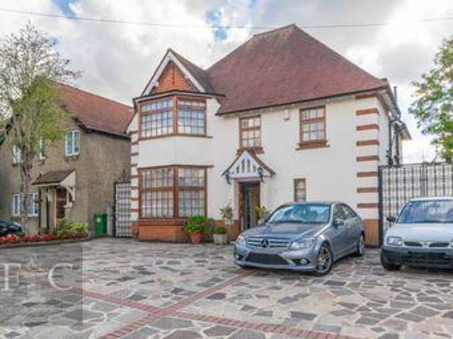 House for sale in Broxbourne, Hertfordshire