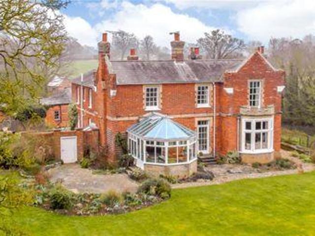 House for sale in King's Walden, Hertfordshire