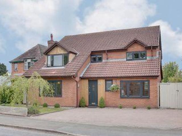 House for sale in Redditch, Worcestershire