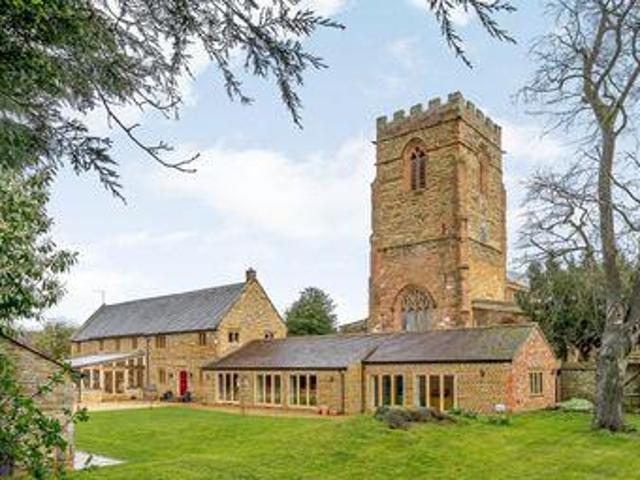 House for sale in Northampton, Northamptonshire