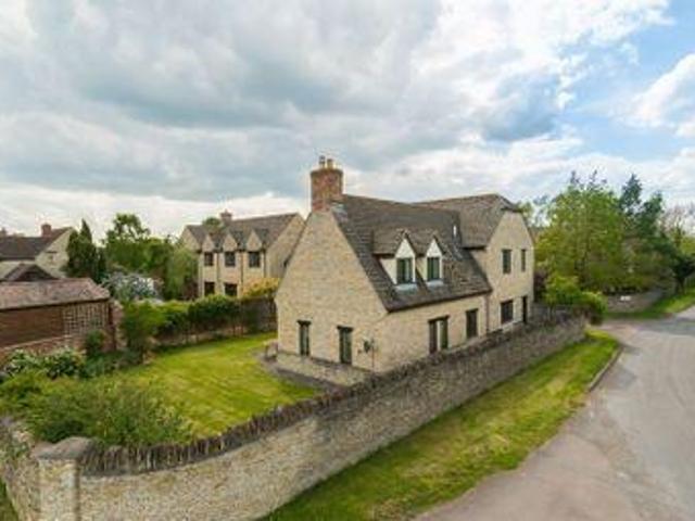 House for sale in Evershot, Oxfordshire