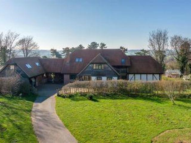 House for sale in Elmfield, Leicestershire