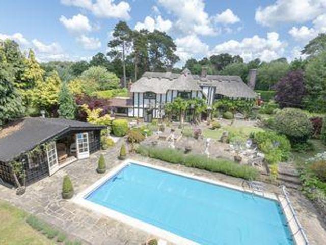 House for sale in Horsham, West Sussex
