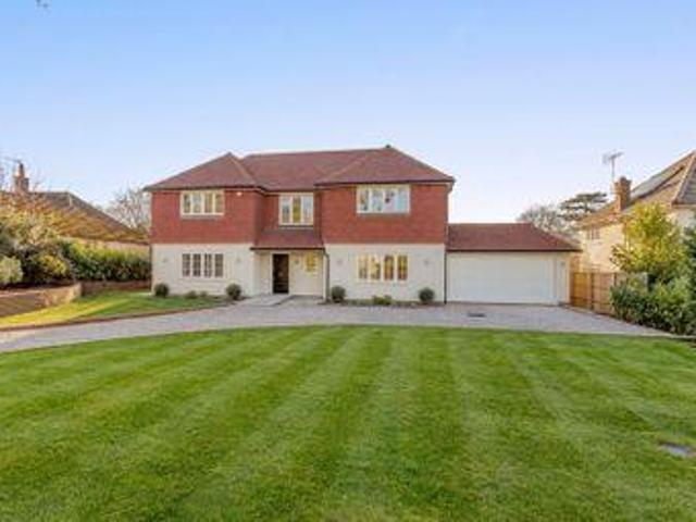 House for sale in Pachesham Park, Surrey