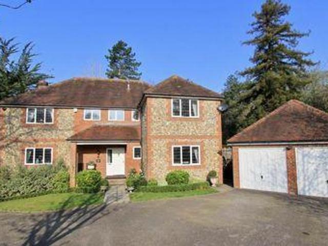 House for sale in Bourne End, Buckinghamshire