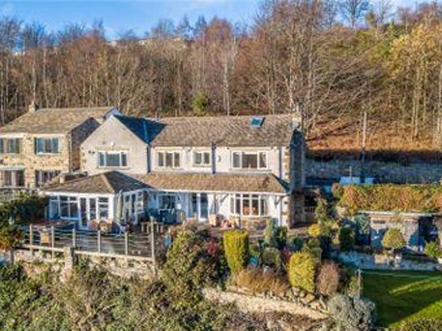 House for sale in Dewsbury, West Yorkshire