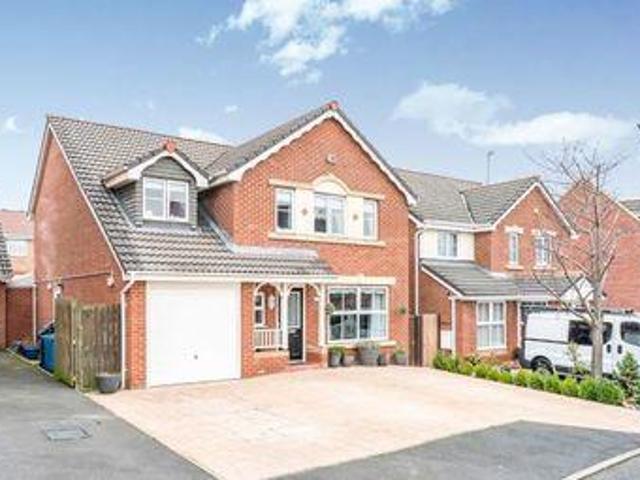 House for sale in Widnes