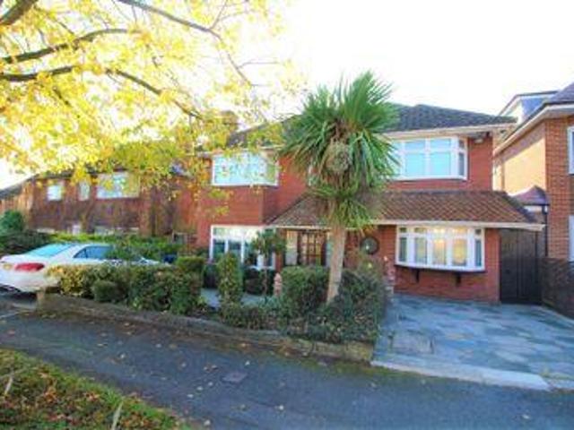 House for sale in Edgware, Greater London