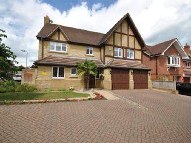 House for sale in Broxbourne, Hertfordshire