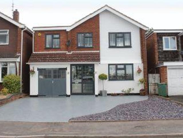 House for sale in Kingswinford, West Midlands
