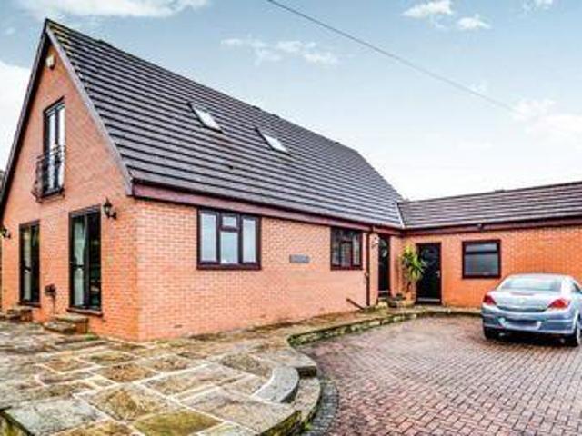House for sale in Ossett, West Yorkshire