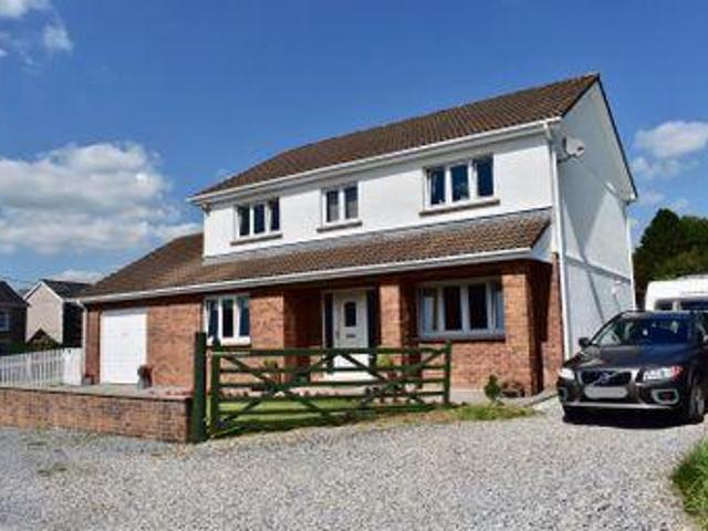 House for sale in Ammanford, Wales