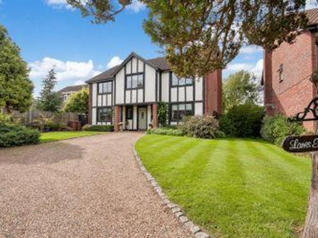 House for sale in Pachesham Park, Surrey