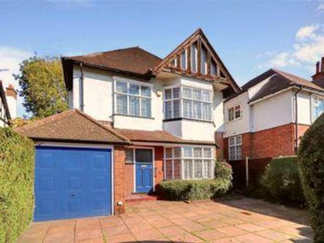 House for sale in Watford, Hertfordshire