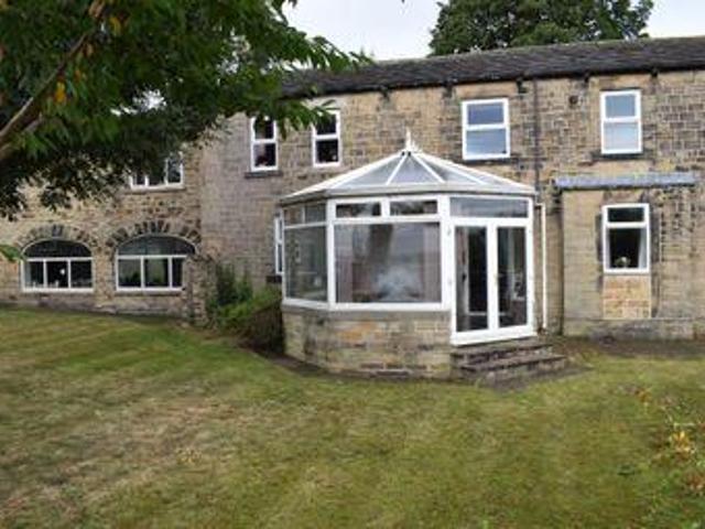 House for sale in Dewsbury, West Yorkshire