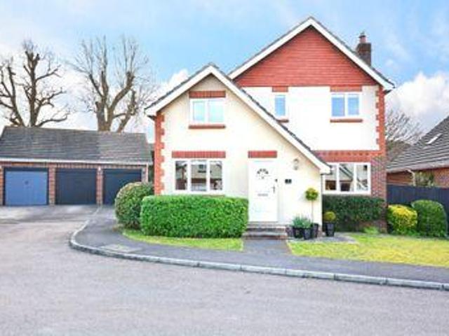 House for sale in Horsham, West Sussex