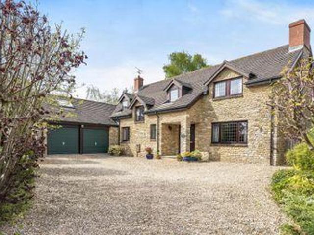 House for sale in Brackley, Northamptonshire