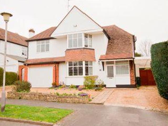 House for sale in Batchworth, Hertfordshire
