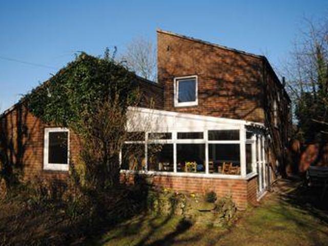 House for sale in Loundsley Green, East Midlands