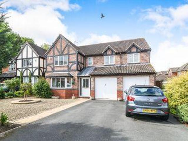 House for sale in Worcester, Worcestershire