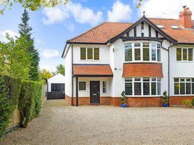 House for sale in Harrogate, North Yorkshire