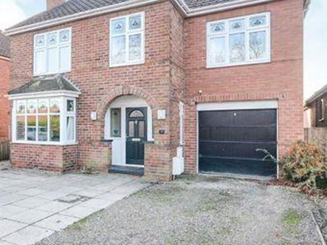 House for sale in High Field, York