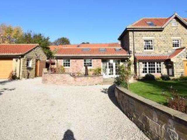 House for sale in Pontefract, West Yorkshire